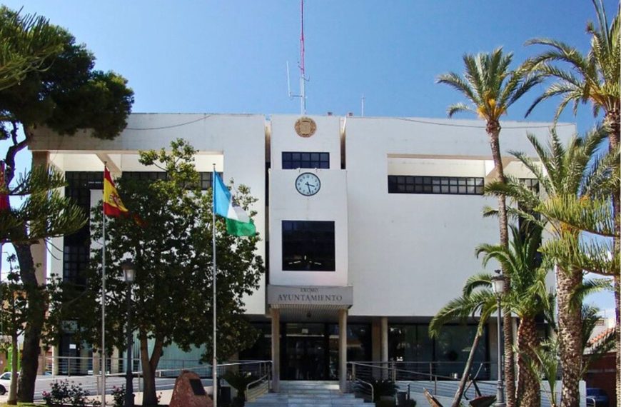 El Ayuntamiento reduce su deuda en 1,46 millones de euros en el último año