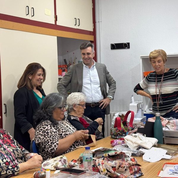 Los hogares de San Pedro y Lo Pagán ofrecen actividades lúdicas, culturales y deportivas