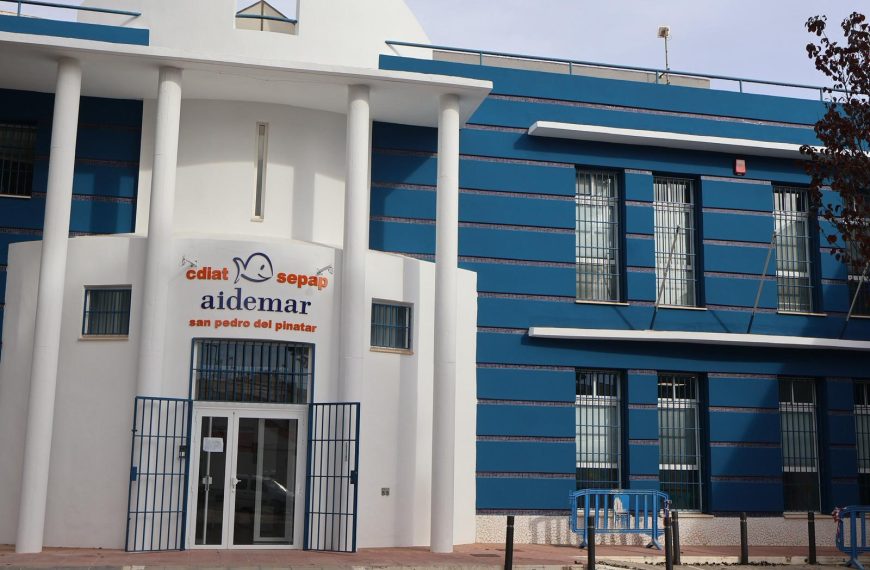 El Hotel de Asociaciones cambia su nombre a Centro Social S.A.R. Princesa Leonor