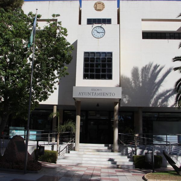 San Pedro del Pinatar reduce la deuda pública y consolida un superávit de 1,89 millones de euros
