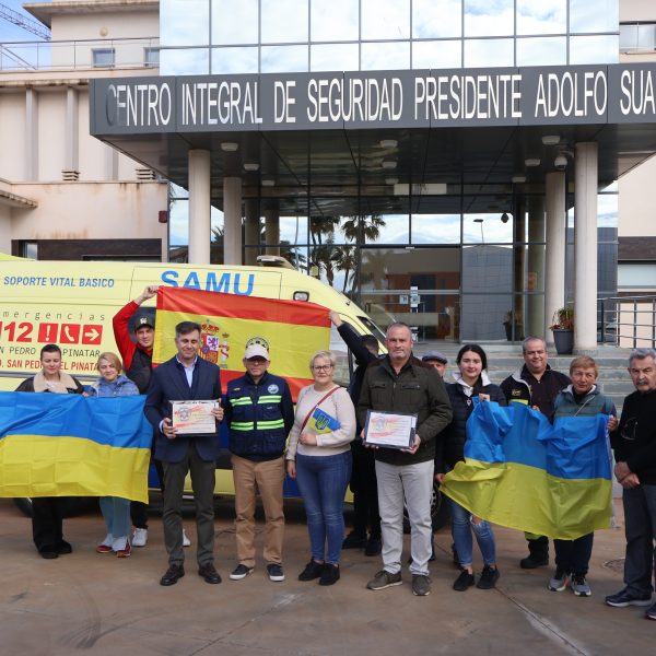 San Pedro del Pinatar dona una ambulncia a la Asociación Técnicos en acción para uso humanitario