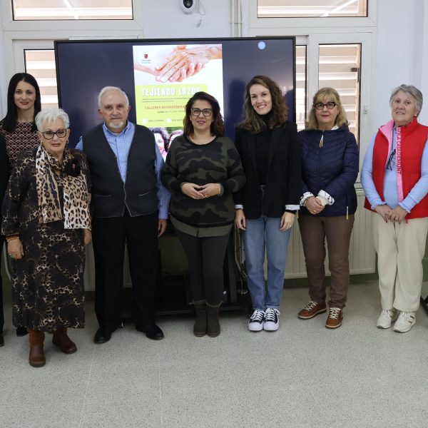 Tejiendo Lazos busca espacios de encuentro entre niños y mayores