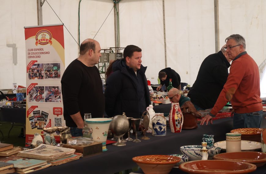 “Pequeños tesoros” en la V Feria de Coleccionismo de San Pedro del Pinatar