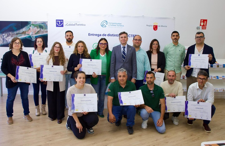 12 empresas y servicios de San Pedro del Pinatar obtienen el distintivo de calidad SICTED