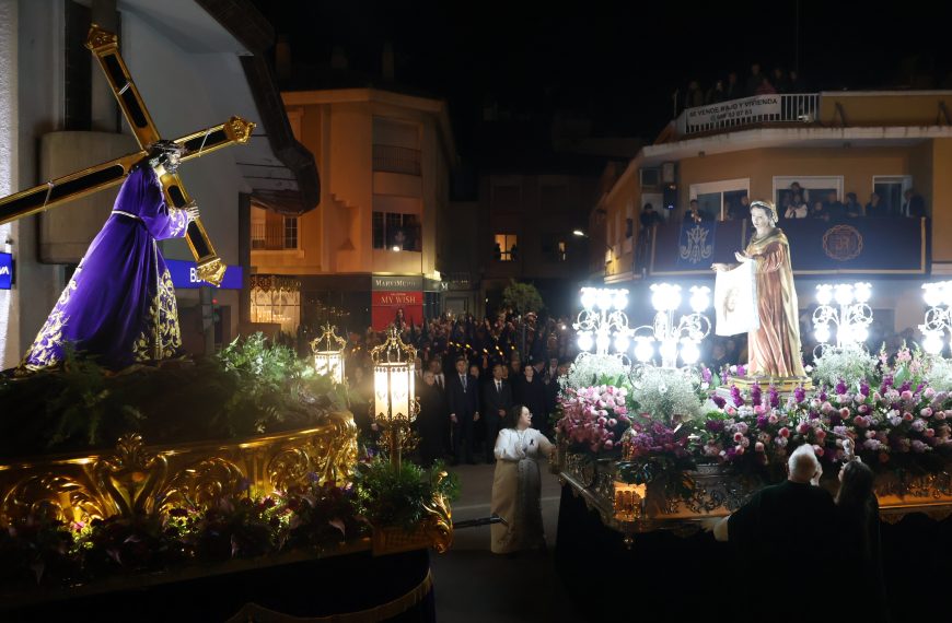 La Semana Santa de San Pedro del Pinatar vive el emotivo Encuentro del Jueves Santo