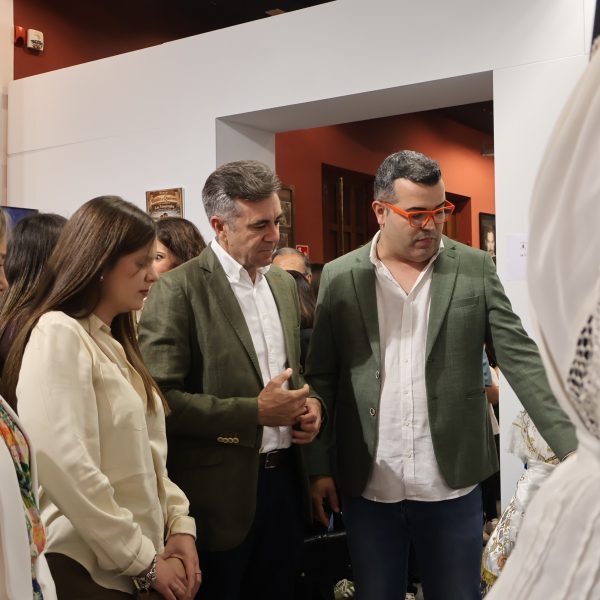 La Peña El Caldero celebra su 40 aniversario con una exposición conmemorativa en el Museo Barón de Benifayó