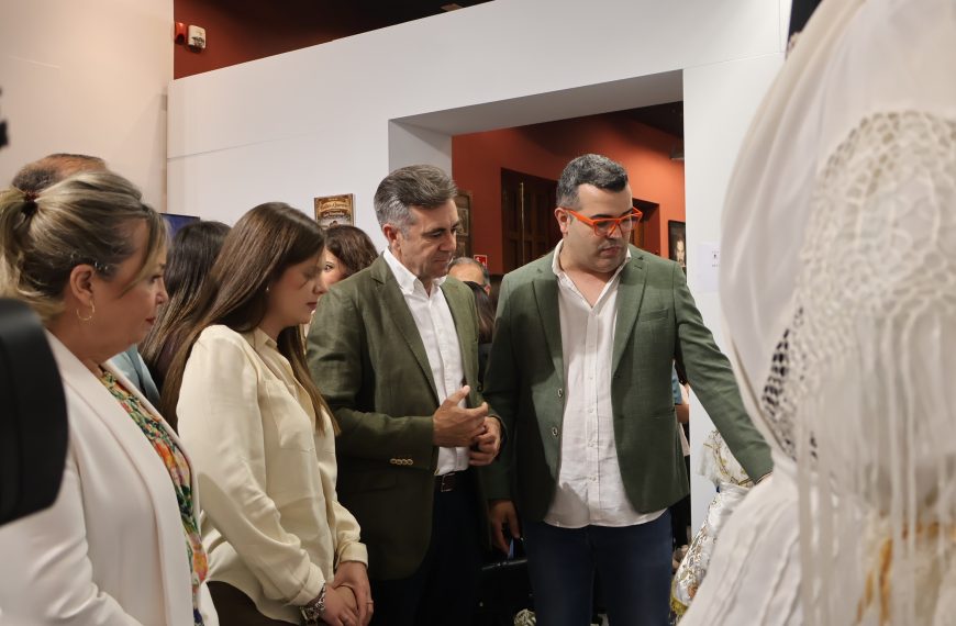 La Peña El Caldero celebra su 40 aniversario con una exposición conmemorativa en el Museo Barón de Benifayó