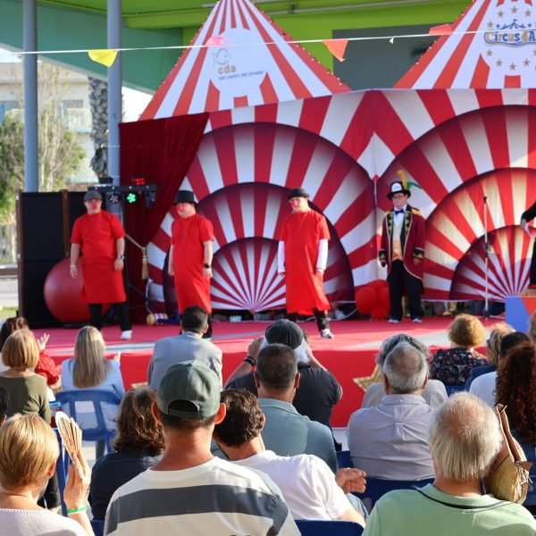 Familias de usuarios del Centro de Día de Aidemar en  San Pedro del Pinatar celebran su cuarta jornada de convivencia