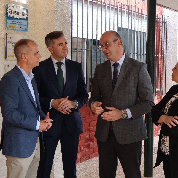 El IES Manuel Tárraga Escribano creará un aula de acuicultura digital
