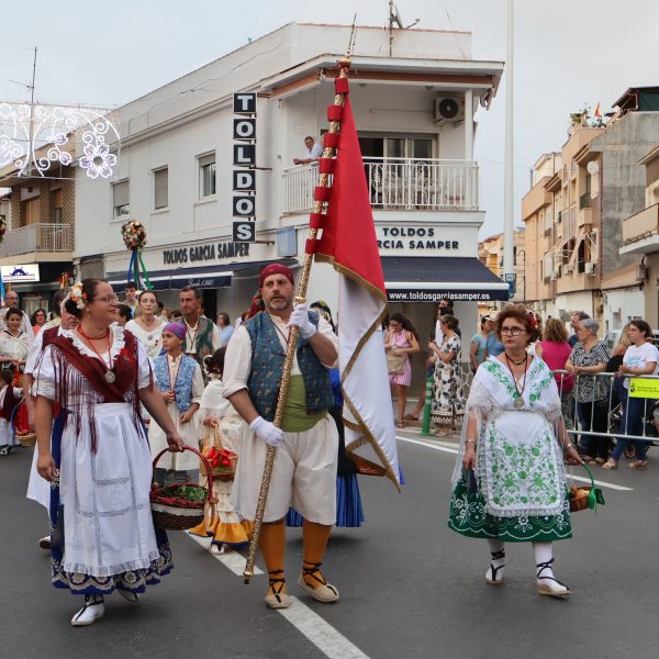 Cerca de 700 kilos de frutos y hortalizas protagonizan la tradicional Ofrenda al Patrón en las Fiestas de San Pedro del Pinatar