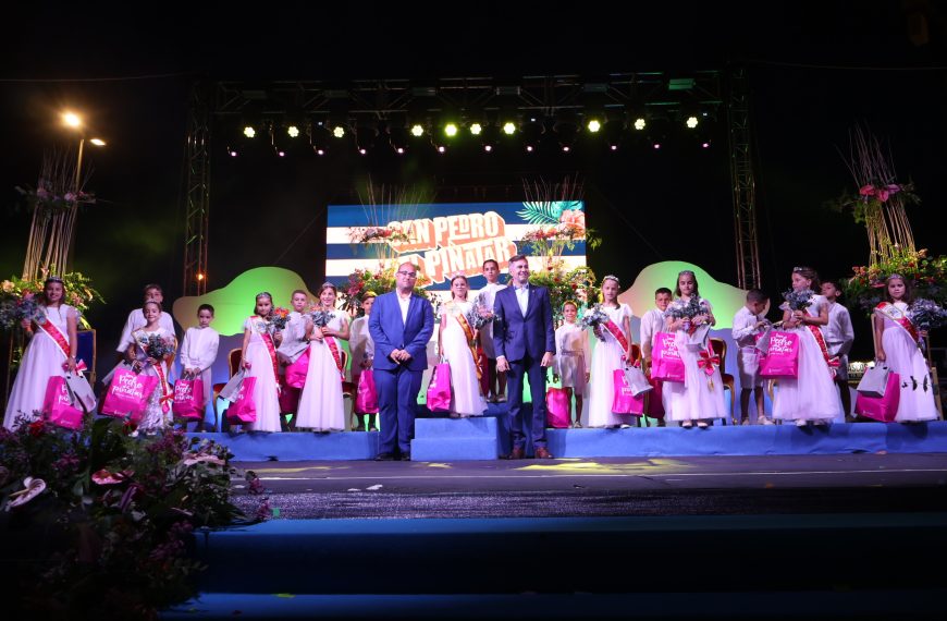 Natividad Méndez, coronada Reina Infantil de las Fiestas Patronales 2026