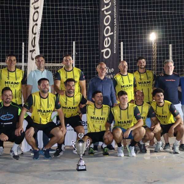 Novum Hispania se hace con el Trofeo Alcalde y la liga de veteranos recae en Inter Los Alcázares 