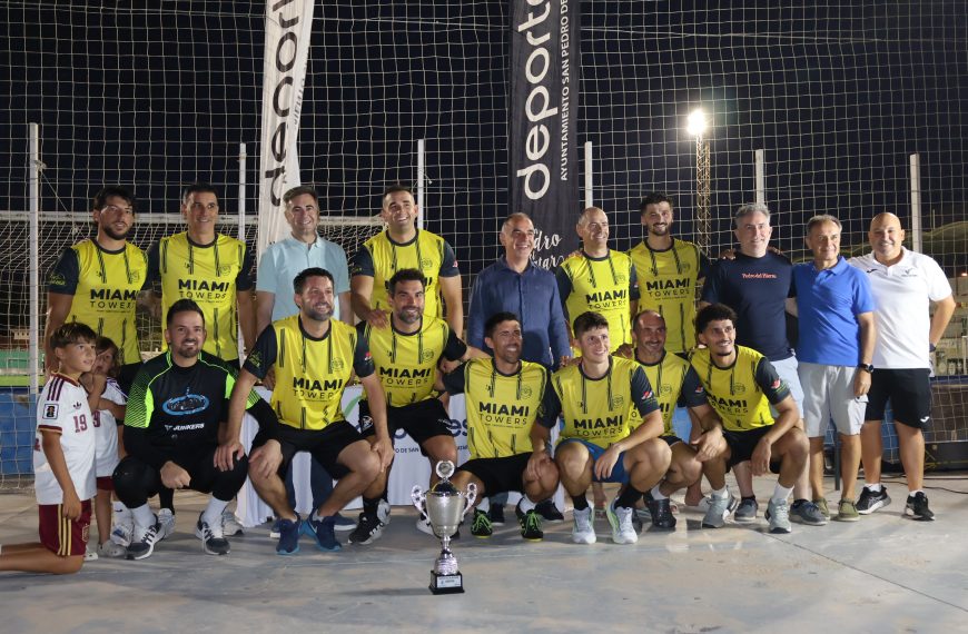 Novum Hispania se hace con el Trofeo Alcalde y la liga de veteranos recae en Inter Los Alcázares 