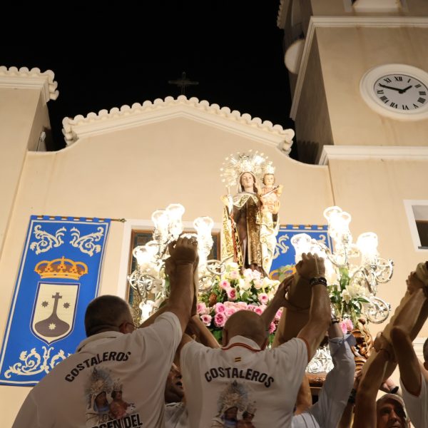 La Virgen del Carmen culmina su festividad con el tradicional regreso a San Pedro del Pinatar