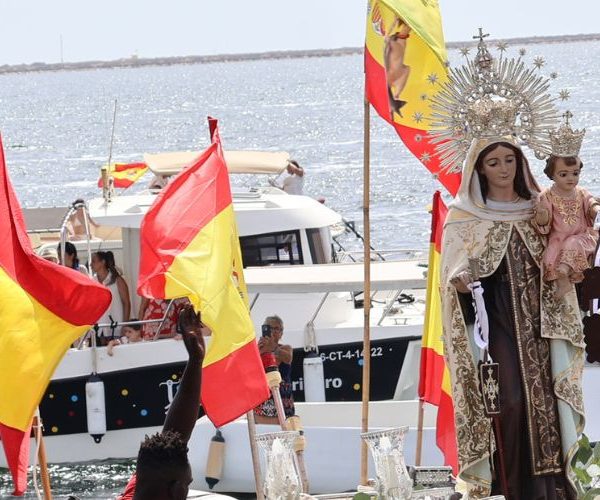 San Pedro del Pinatar vive su día grande con devoción y tradición marinera