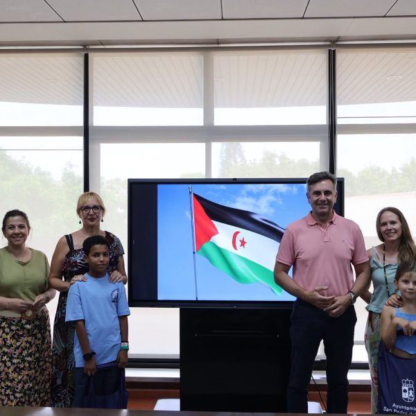San Pedro del Pinatar da la bienvenida a los niños saharauis de “Vacaciones en Paz”
