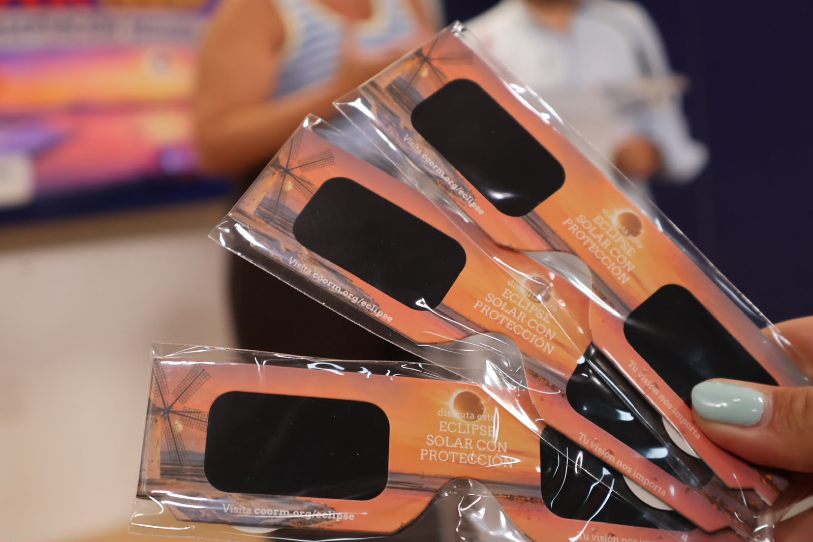 San Pedro del Pinatar y el COORM presentan una campaña para observar el eclipse solar con seguridad 
