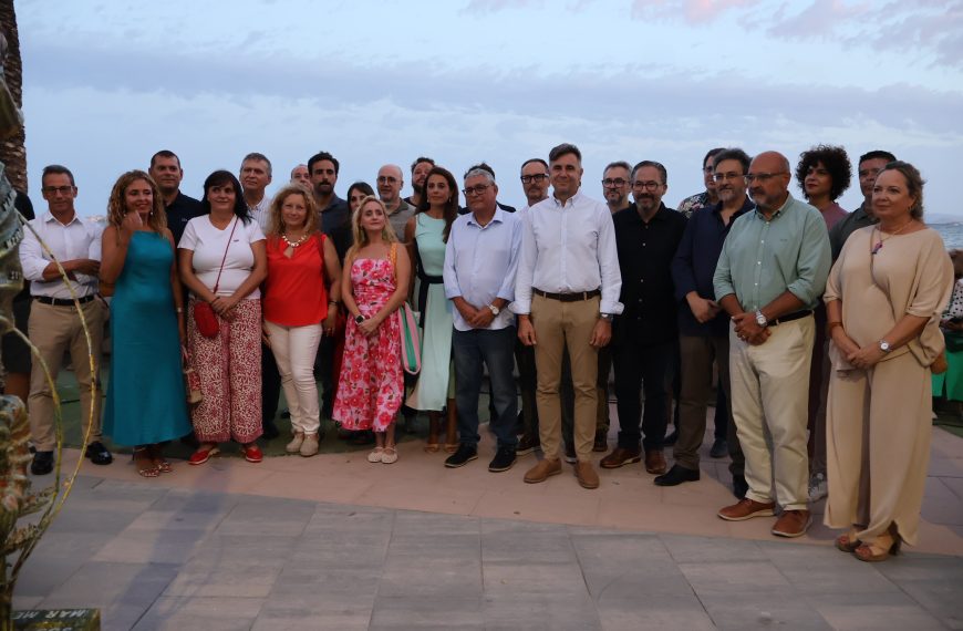San Pedro del Pinatar acoge la exposición ‘El aventurero del mar’, una llamada a proteger y recuperar el Mar Menor